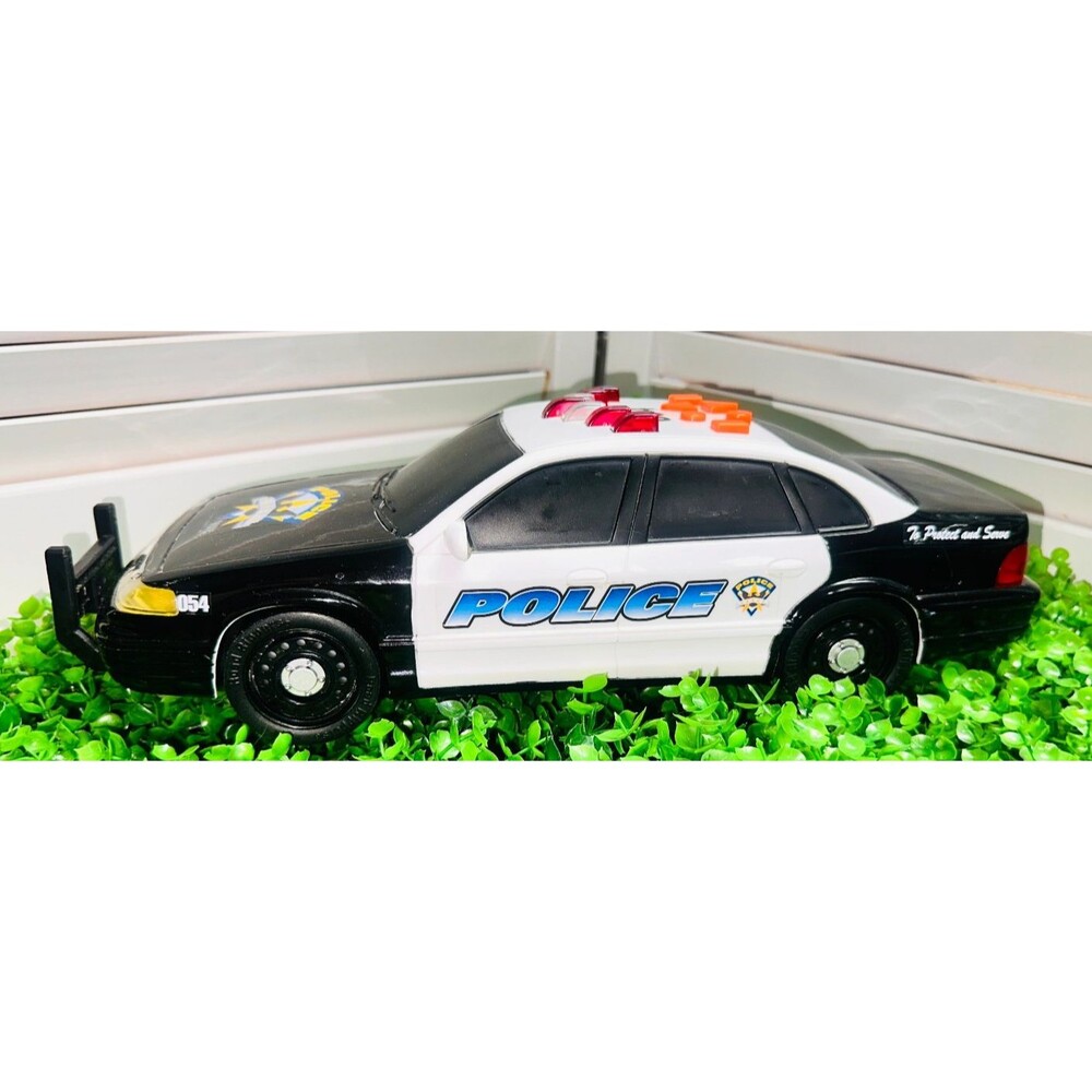 Toy State Road Ripper Motorized Lights & Sounds Protect & Serve Police Car